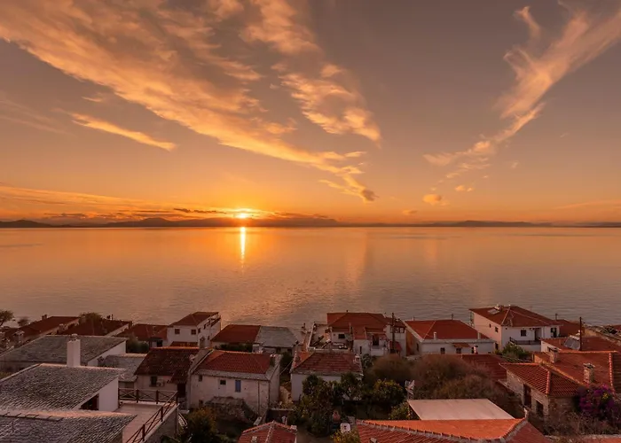 Agnanti Aparthotel 2*