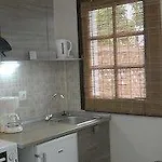 Agnanti מלון דירות