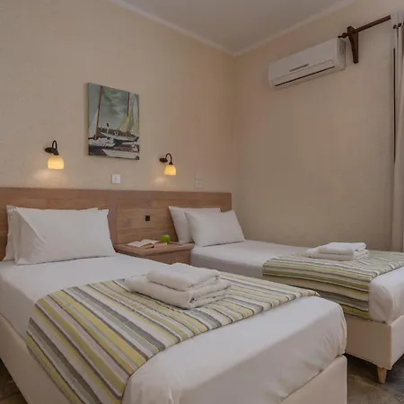 Agnanti Aparthotel 2*