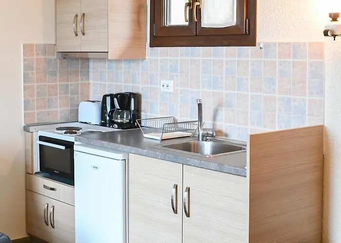 Agnanti Aparthotel 2*